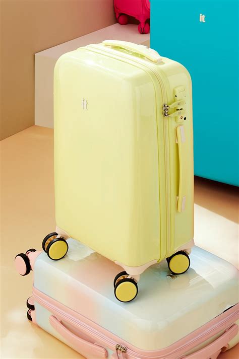 xl suitcase primark.